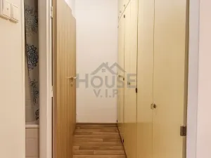 Prodej bytu 3+1, Praha - Prosek, Prosecká, 77 m2