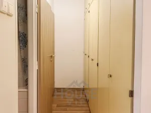 Prodej bytu 3+1, Praha - Prosek, Prosecká, 70 m2