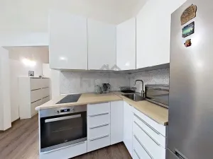 Prodej bytu 2+1, Praha - Smíchov, Na Celné, 56 m2