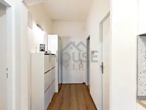 Prodej bytu 2+1, Praha - Smíchov, Na Celné, 56 m2