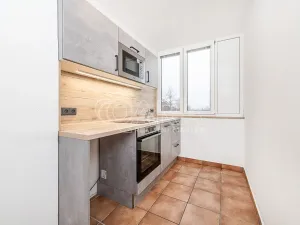 Pronájem bytu 2+1, Liberec - Liberec V-Kristiánov, Dvorská, 47 m2