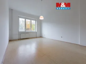 Pronájem bytu 1+1, Karlovy Vary, nábřeží Jana Palacha, 51 m2