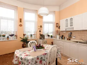 Prodej bytu 2+1, Louny, Husova, 76 m2