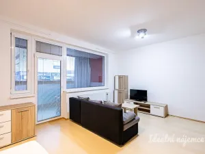 Pronájem bytu 1+kk, Praha - Vysočany, Poděbradská, 36 m2