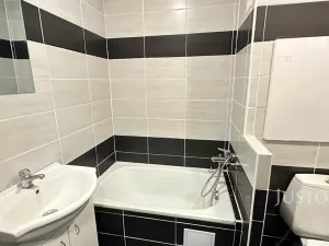 Pronájem bytu 1+kk, Teplice, Čs. dobrovolců, 33 m2