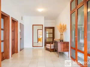 Pronájem bytu 5+kk, Praha - Vinohrady, Perucká, 180 m2