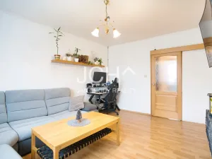 Prodej bytu 2+1, Olomouc, Tovární, 53 m2