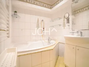 Prodej bytu 2+1, Olomouc, Tovární, 53 m2