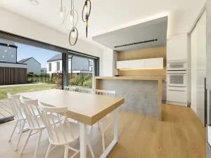 Pronájem rodinného domu, Přezletice, Pod Vinoří, 152 m2