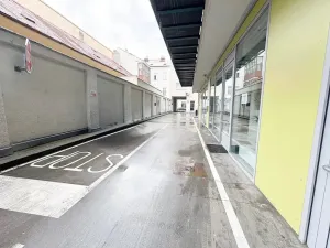 Pronájem obchodního prostoru, Praha - Karlín, Křižíkova, 20 m2