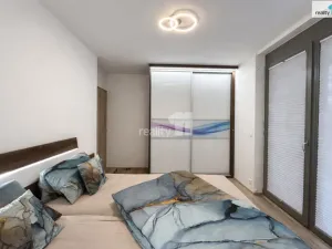 Pronájem bytu 3+kk, Praha - Vysočany, Ivana Hlinky, 95 m2