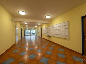 Pronájem bytu 2+kk, Praha - Bohnice, Ústavní, 59 m2