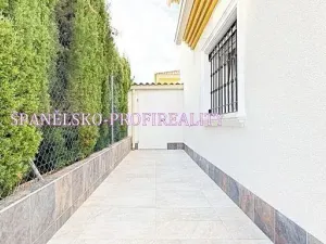 Prodej rodinného domu, Alicante, Španělsko, 105 m2