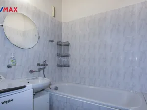 Prodej bytu 3+1, Praha - Nusle, K podjezdu, 60 m2