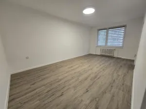 Pronájem bytu 3+1, Moravské Budějovice, Komenského, 76 m2