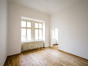 Prodej bytu 3+1, Praha - Malá Strana, Mělnická, 94 m2