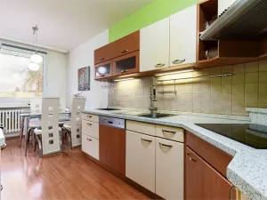 Prodej bytu 3+1, Praha, Na vrších, 76 m2