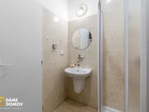 Pronájem obchodního prostoru, Zlín - Louky, třída Tomáše Bati, 142 m2