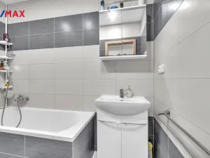 Pronájem bytu 2+kk, Hradec Králové, Pospíšilova, 54 m2