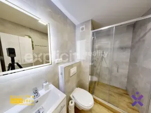 Pronájem bytu 1+kk, Zlín, Družstevní, 31 m2