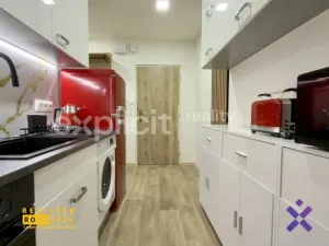 Pronájem bytu 1+kk, Zlín, Družstevní, 31 m2