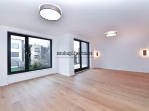 Pronájem rodinného domu, Praha - Háje, V Hájích, 220 m2