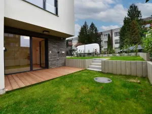 Pronájem rodinného domu, Praha - Háje, V Hájích, 220 m2