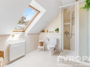 Prodej rodinného domu, Kamenice - Nová Hospoda, Na Vyhlídce, 380 m2