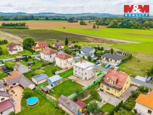 Prodej rodinného domu, Tři Dvory, 250 m2