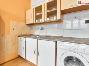 Prodej bytu 1+1, Karlovy Vary - Rybáře, Požární, 35 m2