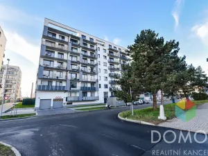 Pronájem bytu 1+kk, Praha - Vysočany, Smržových, 33 m2