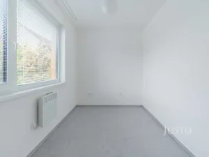 Pronájem rodinného domu, Zvěřínek, Nymburská, 64 m2