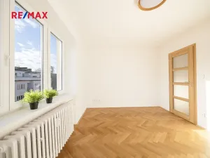 Pronájem bytu 3+1, Praha - Dejvice, Mydlářka, 55 m2