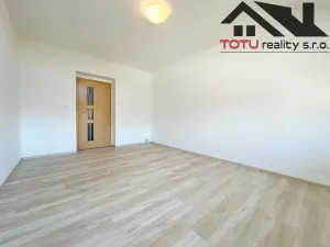 Pronájem bytu 3+1, Náchod, U Zastávky, 70 m2