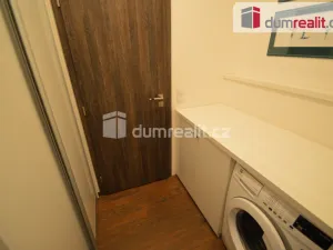 Pronájem bytu 3+kk, Praha - Karlín, U Mlýnského kanálu, 70 m2