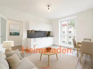 Pronájem bytu 1+kk, Ostrava - Poruba, Hlavní třída, 22 m2