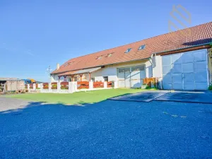 Prodej rodinného domu, Hrobčice - Razice, 244 m2