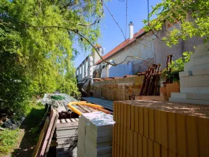 Prodej vícegeneračního domu, Smečno, nám. T. G. Masaryka, 779 m2