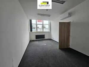 Pronájem výrobních prostor, Plzeň - Skvrňany, Domažlická, 2735 m2