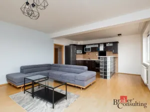 Prodej bytu 2+kk, Plzeň - Severní Předměstí, Valtická, 60 m2