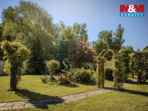 Prodej rodinného domu, Týnec nad Labem - Vinařice, 300 m2