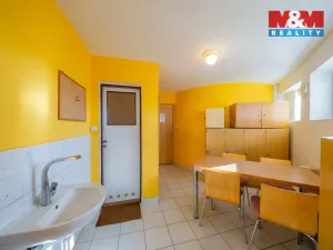 Prodej výrobních prostor, Žďár, 1089 m2