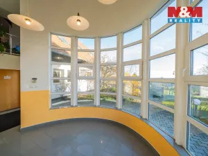 Prodej výrobních prostor, Žďár, 1089 m2