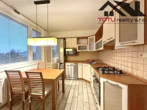 Pronájem bytu 4+1, Jaroměř, Karla Lánského, 73 m2