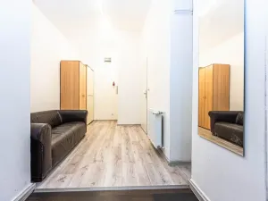 Pronájem obchodního prostoru, Praha - Žižkov, Husitská, 135 m2