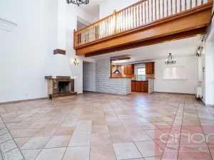 Pronájem rodinného domu, Praha - Řeporyje, Draženovská, 250 m2