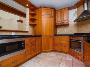 Pronájem rodinného domu, Praha - Řeporyje, Draženovská, 250 m2