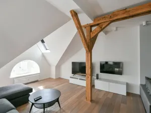 Pronájem bytu 3+kk, Praha - Vinohrady, náměstí Jiřího z Poděbrad, 156 m2