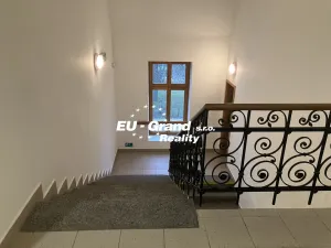 Pronájem atypického bytu, Varnsdorf, 5. května, 151 m2