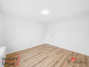 Prodej bytu 3+1, Plzeň - Doubravka, Moravská, 76 m2